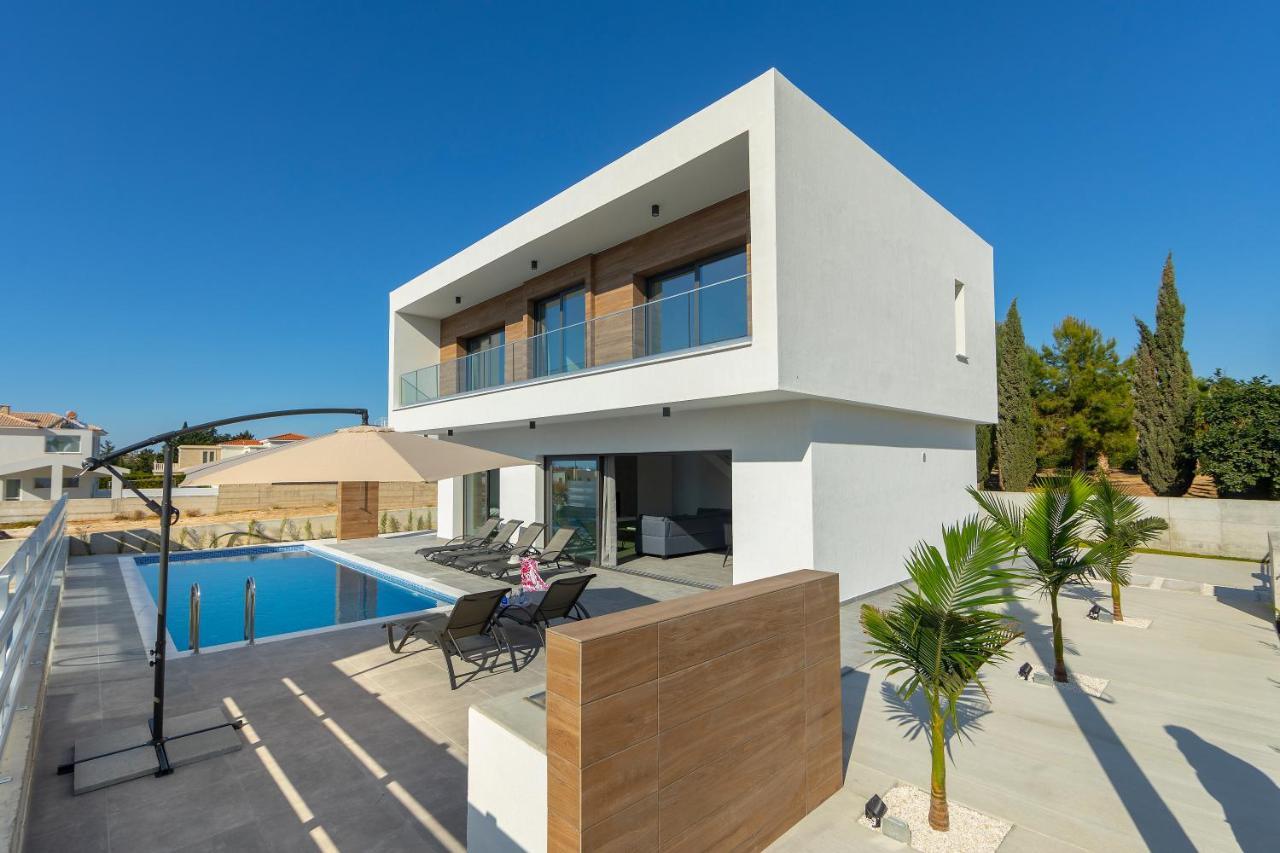 Villa Andre, Walking Distance To Coral Bay Pégeia Exteriör bild
