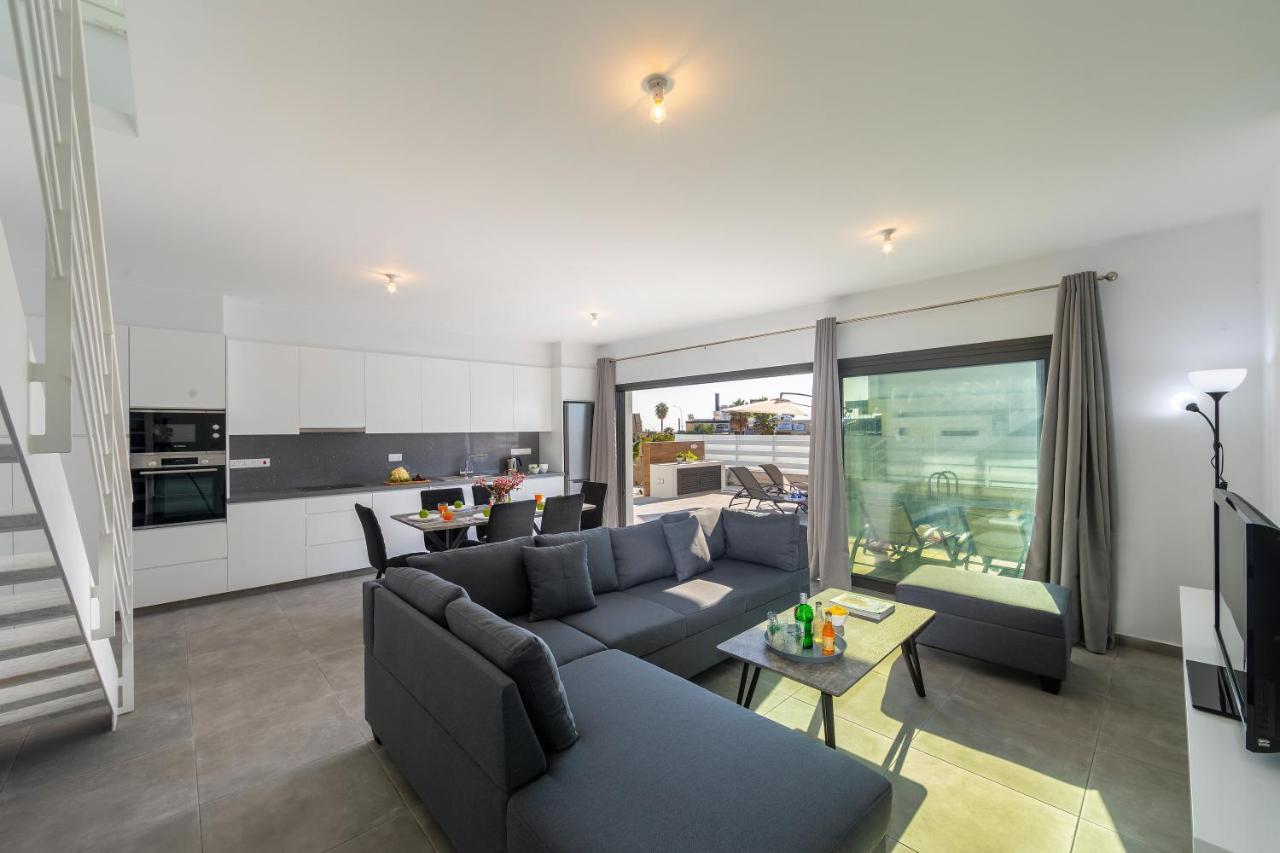 Villa Andre, Walking Distance To Coral Bay Pégeia Exteriör bild
