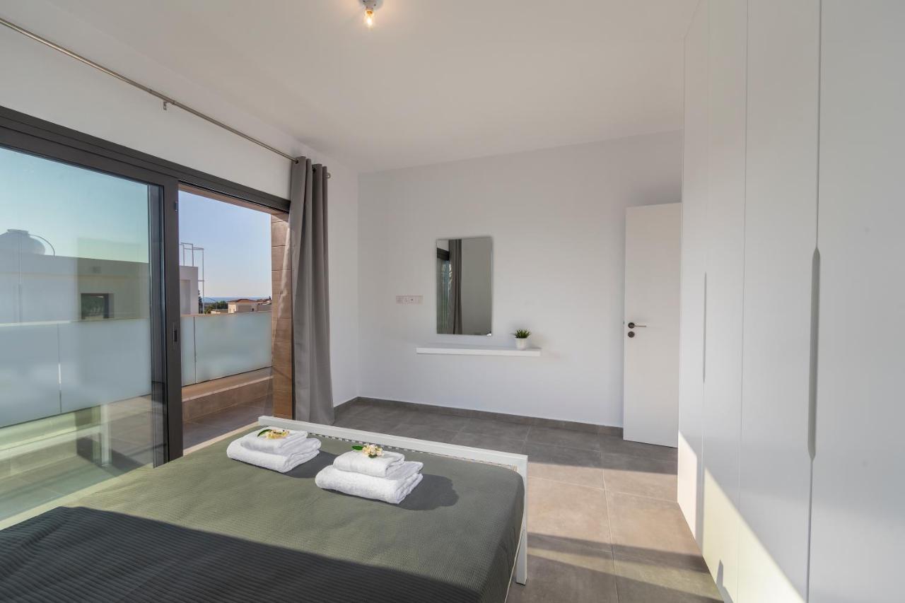 Villa Andre, Walking Distance To Coral Bay Pégeia Exteriör bild