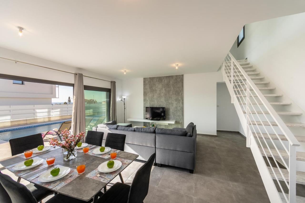 Villa Andre, Walking Distance To Coral Bay Pégeia Exteriör bild