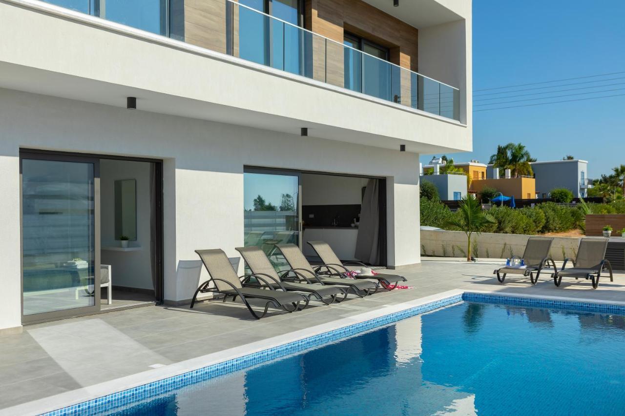 Villa Andre, Walking Distance To Coral Bay Pégeia Exteriör bild